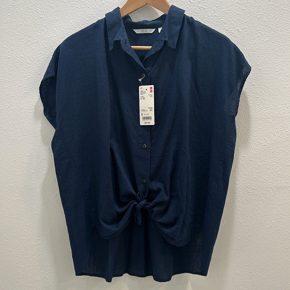 NWT Uniqlo Linen Blend Short Sleeve Blouse Small